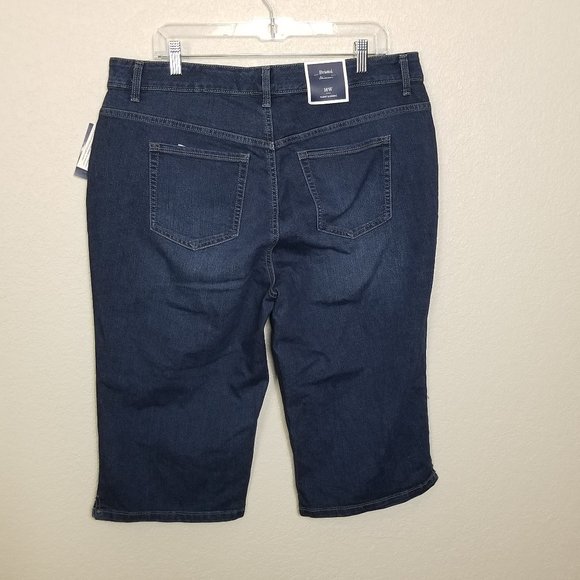 Charter Club Women's Plus Size Bristol Skimmer Jean Shorts - 16W - Picture 3 of 8